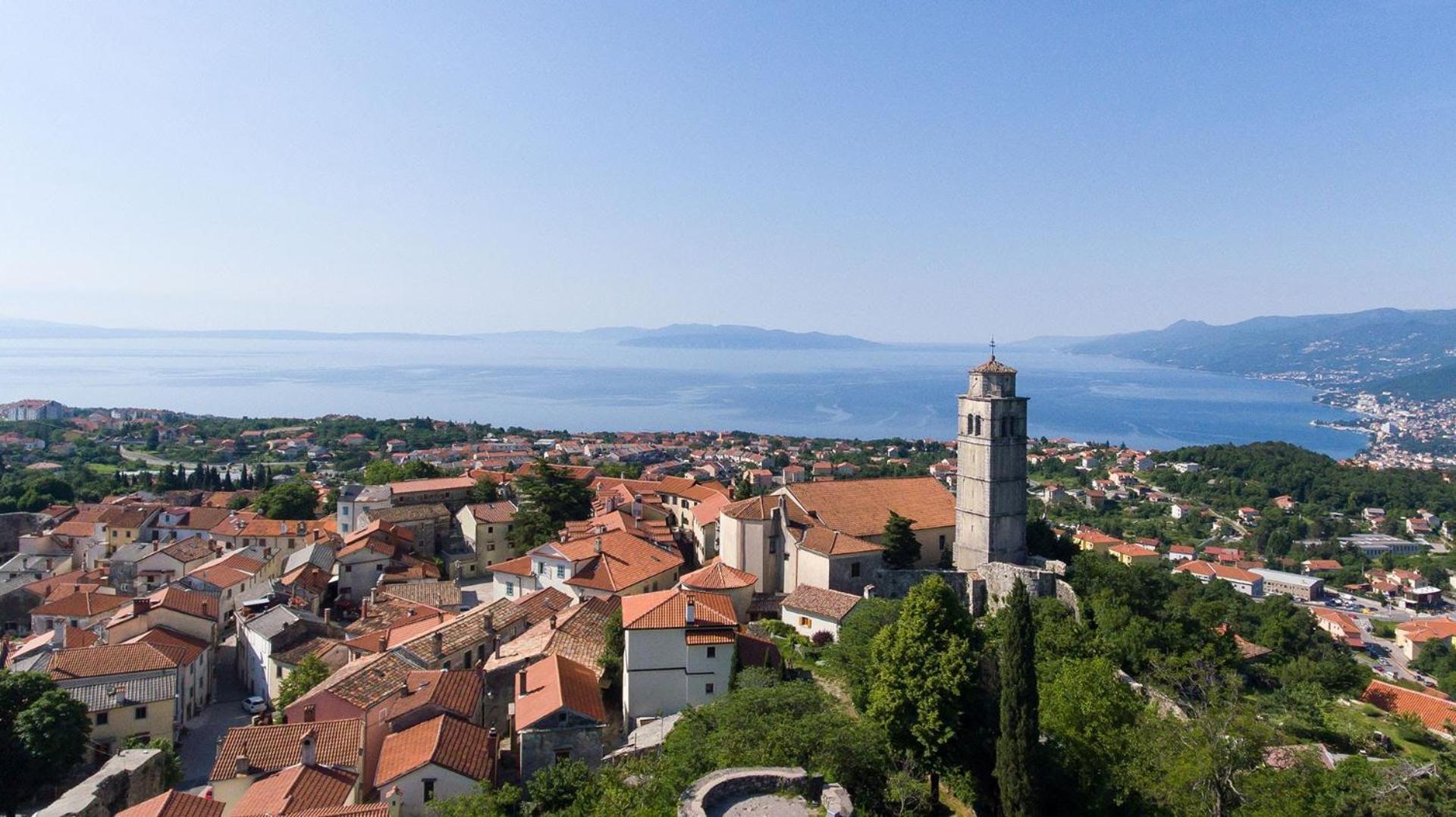 Apartments Villa Kastav In Old Town Center With Sea View And Parking Bagian luar foto