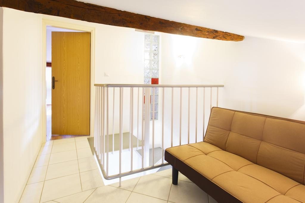 Apartments Villa Kastav In Old Town Center With Sea View And Parking Ruang foto