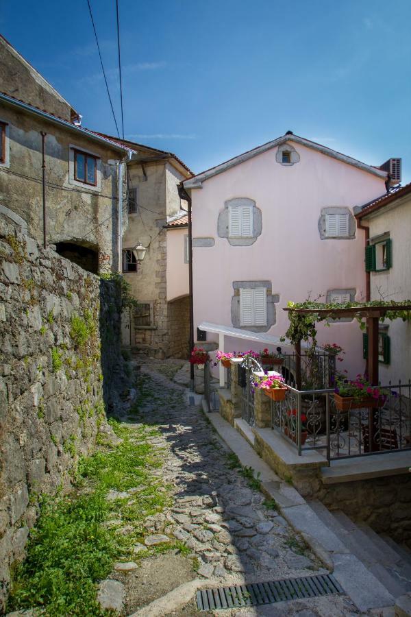 Apartments Villa Kastav In Old Town Center With Sea View And Parking Bagian luar foto